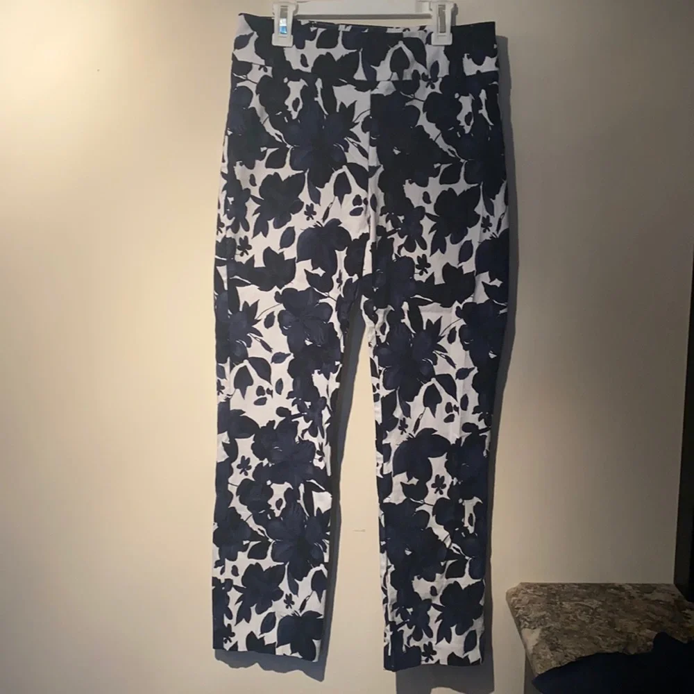 Floral Ribkoff Pants Size 10 - Picture 1 of 7